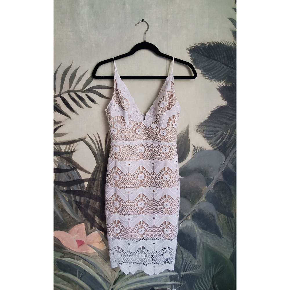 NWOT Strappy Lulu's strappy lace midi bodycon